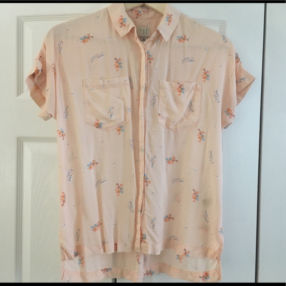 Peach floral buttoned shirt